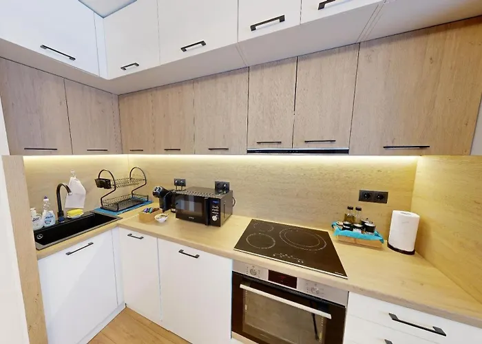 в център 5 Corners *