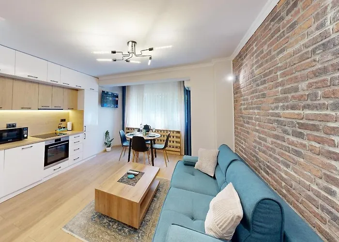 в център 5 Corners Apartment *