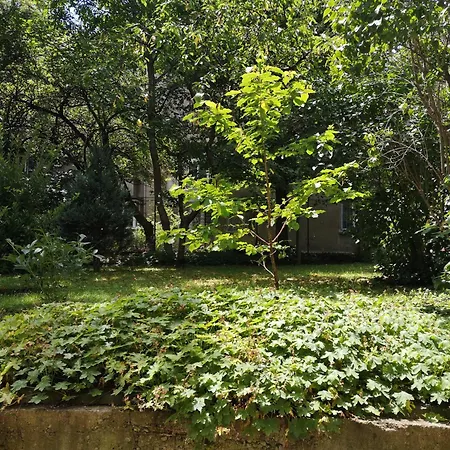 в център 5 Corners Apartment Sofia