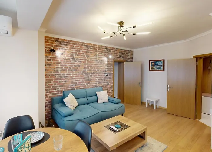 в център 5 Corners Διαμέρισμα